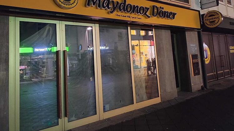 Nürnberg: "Maydonoz Döner" eröffnet erste Filiale in Franken - "Größte Döner-Restaurant-Kette der Welt"
