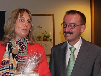 Birgit Weber mit dem CSU-Stadtratsfraktionsvorsitzenden Hans-Herbert Hartan.