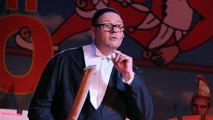 Prunksitzung der "Öwerdöllwer Fosenochts-Gemeinschaft". Foto: Gerd Schaar