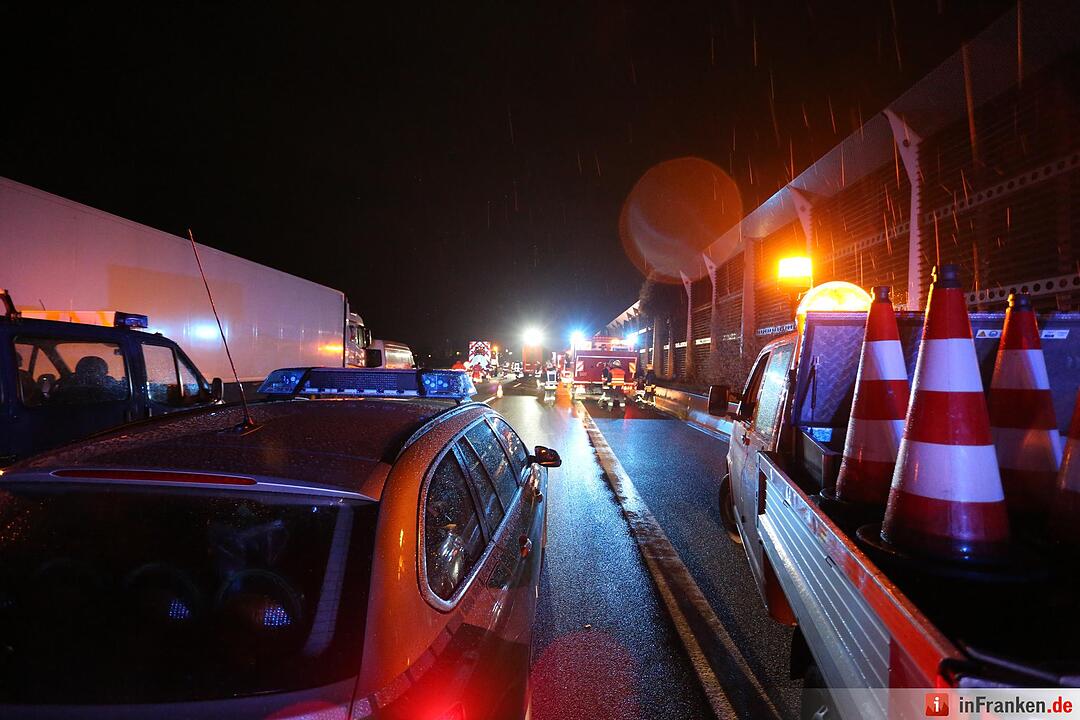 Schwerer Lkw-Unfall auf der A9 bei Bayreuth