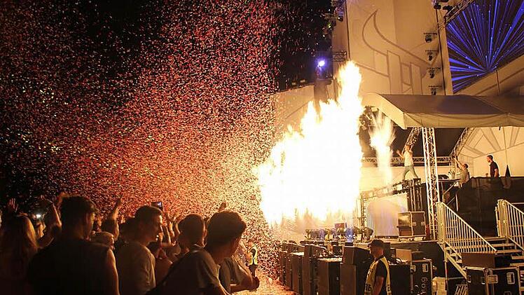 Das Open Beatz lockte 30&nbsp;000 Festivalbesucher zum Poppenhofer Weiher.  Fotos: Melina M&uuml;nchow