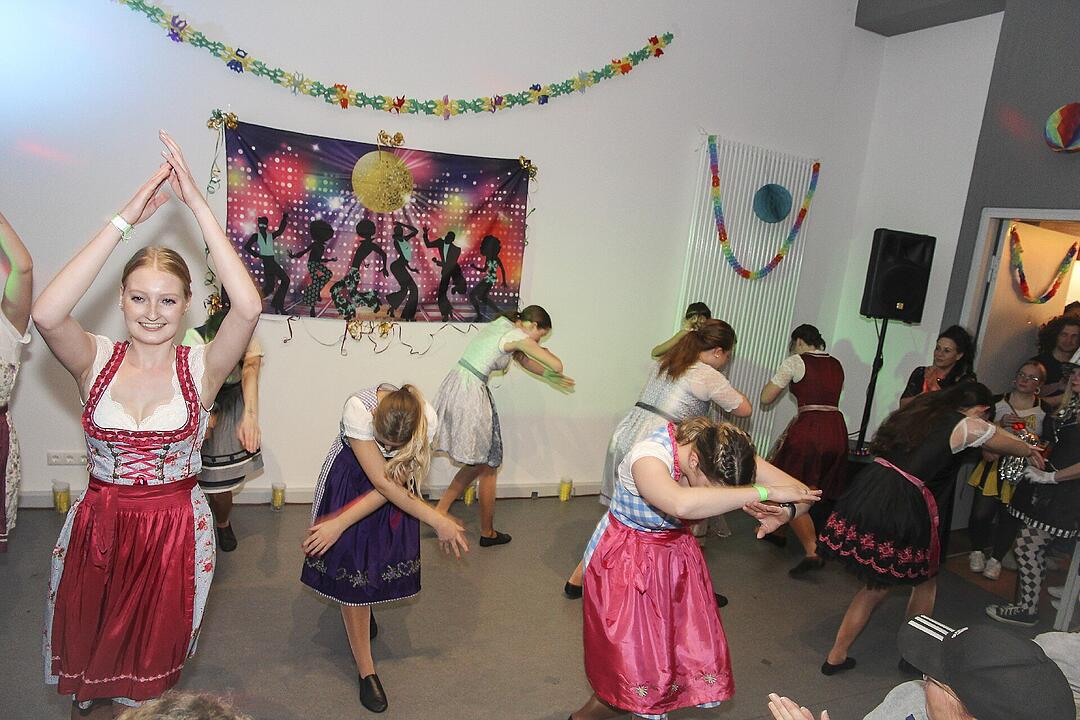 Funky Schlaghosen Disco wie in den 70ern