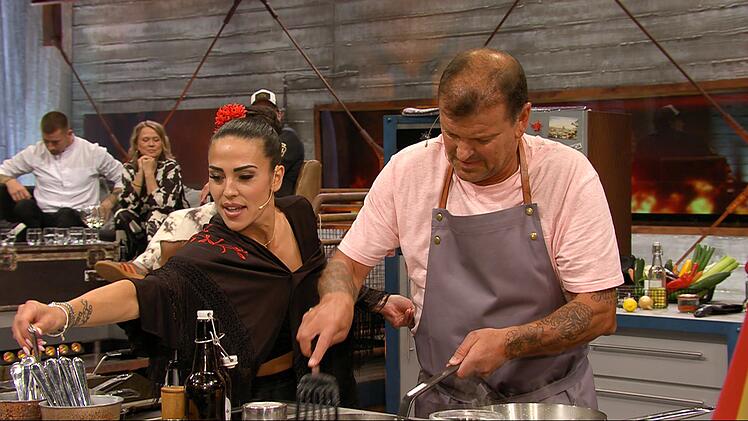 Gegen Island gewann Henssler, aber gegen Elena Miras und ihren Vater Jos&eacute; gab es eine knappe Niederlage.