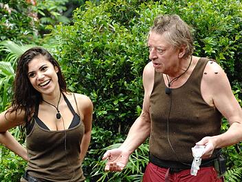 Tanja Tischewitsch und Walter Freiwald müssen sich bei der Dschungelprüfung viel merken. Foto: RTL Alle Infos zu "Ich bin ein Star - Holt mich hier raus!" im Special bei RTL.de: www.rtl.de/cms/sendungen/ich-bin-ein-star.html