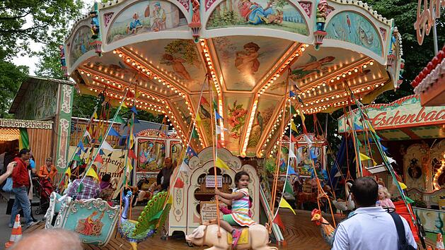 Volksfeste, Kirchweihen und andere Gro&szlig;events: Nach Ostern feiern die Franken viele Feste. Diese gro&szlig;en Feste kann man in Franken im Fr&uuml;hling besuchen. Foto:Ronald Rinklef
