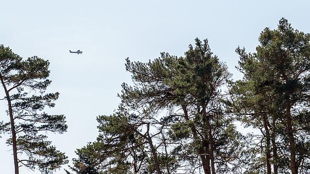 Hohe Waldbrandgefahr: Beobachtungsfl&uuml;ge in Mittelfranken angeordnet