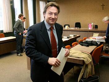Harald Vorleuter wechselt von einem Bad Tölzer Gymnasium zurück ins Administrative: Er wird Ministerialbeauftragter für die Gymnasien in Oberfranken. Von 1995 bis 2002 war er am MGF-Gymnasium in Kulmbach. Foto: Archiv/dpa