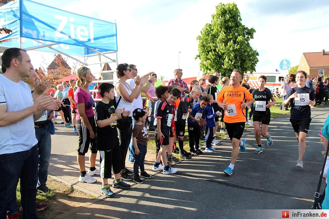 Benefizlauf "Lauf für Uganda" in Hannberg