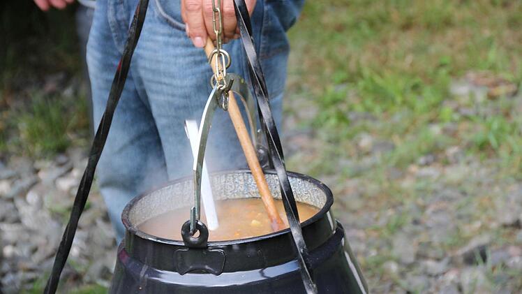 Zur Stärkung gab es Linsensuppe.