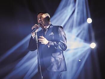 Roland Kaiser gastiert   am 26. Juni auf dem Domplatz in Fulda. Foto: Steffen Schmid