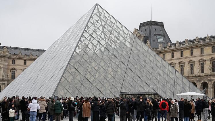 Festnahmen nach Betrugsverdacht im Louvre