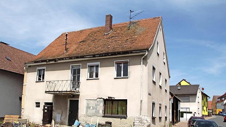 Die Tage dieses Anwesens in der Hirtengasse sind gezählt. Der neue Eigentümer plant hier ein Sechsfamilienhaus.