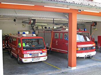 Der "Fuhrpark" der Burgwindheimer Feuerwehr Foto: Konrad Götz