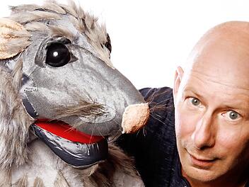 Bauchredner Benjamin Tomkins