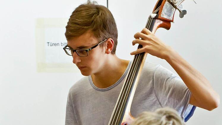 Impressionen von der Probenarbeit für das Mitmachkonzert des Landestheaters.Foto: Jochen Berger