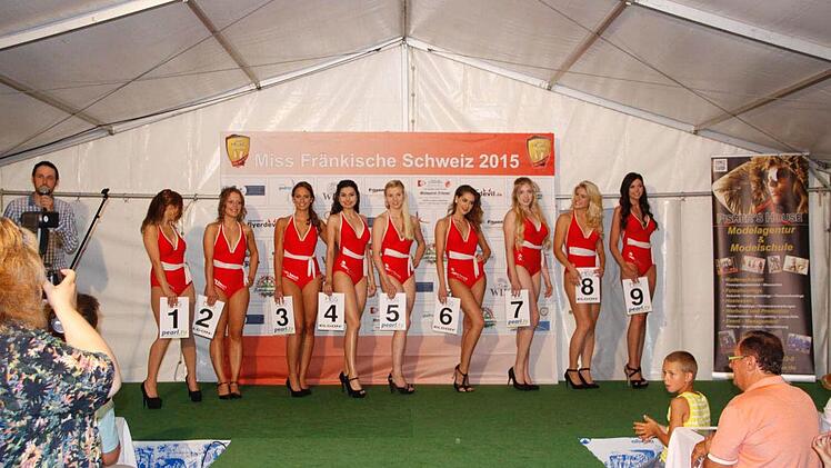 Impressionen zur ersten Wahl der "Miss Fränkische Schweiz". Foto: Reinhard Löwisch