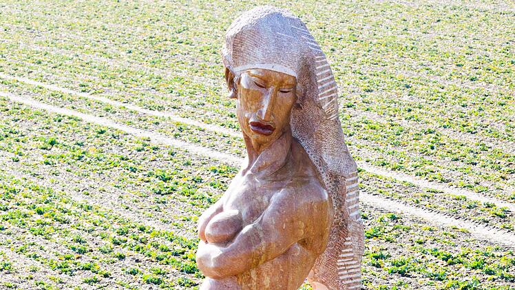 Nackte Statue "Mea Dea" sorgt f&uuml;r Aufsehen
