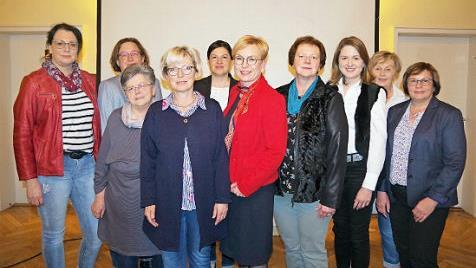 Der neu gewählte Kreisvorstand der Frauenunion mit Vorsitzender Sybille Fugmann (Mitte)  Foto: Heike Schülein