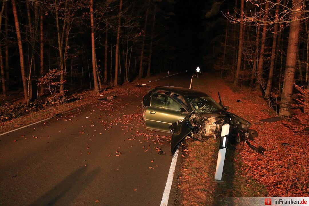 Schwerer Unfall wegen Wildwechsel bei Oberhaid