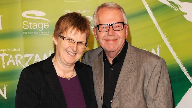 Harald Maack (Bild, mit seiner Frau Astrid) war jahrelang einer der Publikumslieblinge bei "Notruf Hafenkante".