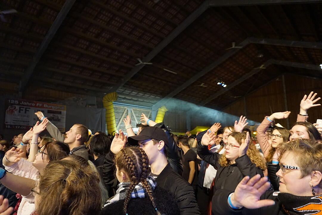Backstage bei den Dorfrockern beim Eichenbühler Hoffest