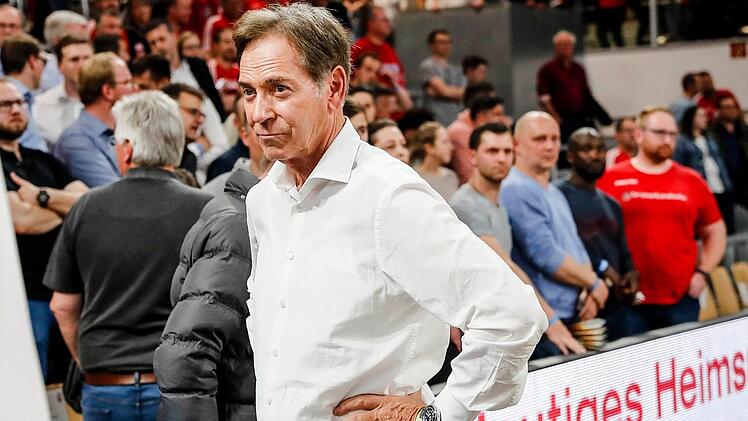 Michael Stoschek, Aufsichtsratsvorsitzender von Brose Bamberg, aufgenommen nach dem Viertelfinal-Aus in der Brose-Arena am vergangenen Dienstag. Foto: Daniel Löb