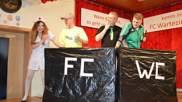 Fasching beim FC Poppenlauer  Foto: Annette Warmuth