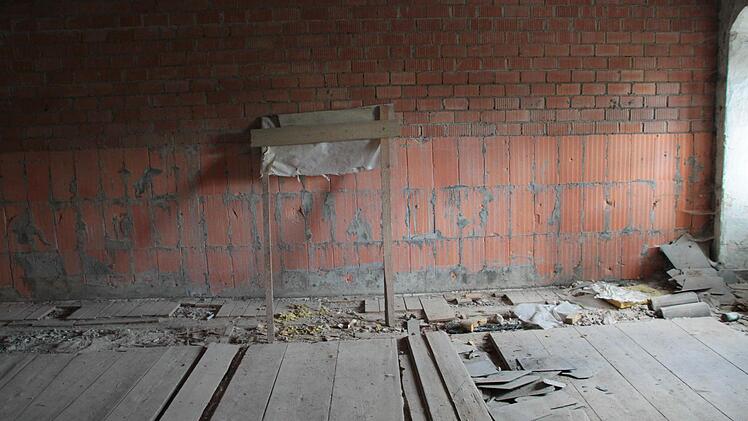 Andere Räume sehen noch recht mitgenommen aus. Foto: Jürgen Gärtner