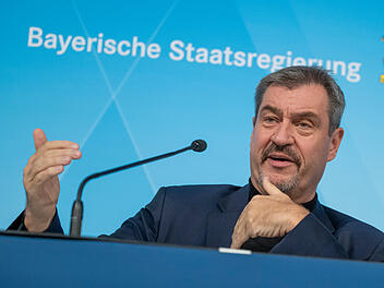 Söder lädt zu Autogipfel
