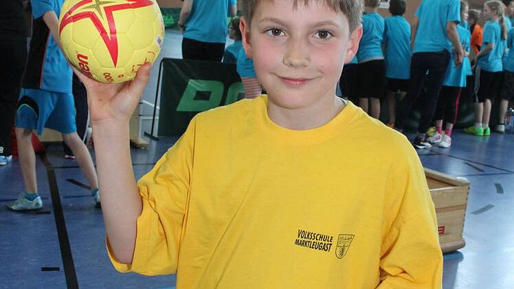 Niklas Kolb (9) aus Marktleugast ist eigentlich Fußballer. Foto: Sonny Adam
