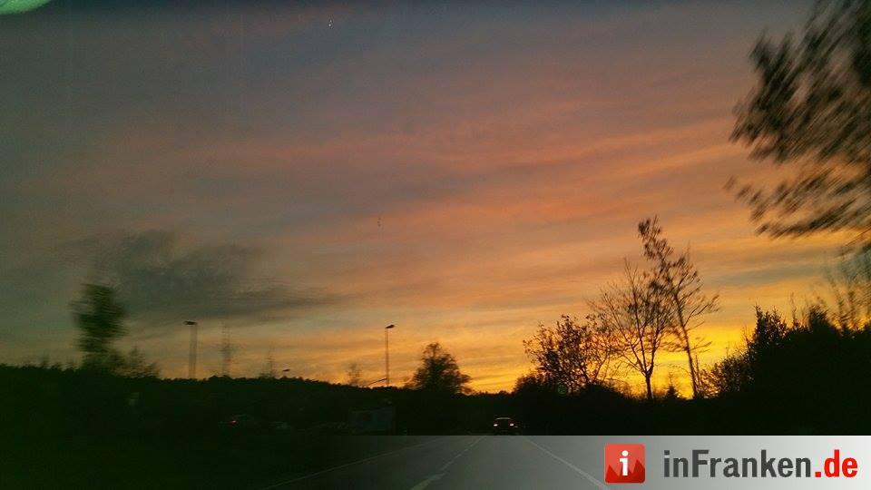 Abendrot vom 8.11.2015 - Die Bilder unserer Leser