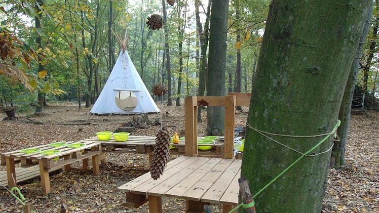 Das Tipi lädt zum Verweilen ein. Foto: Petra Malbrich