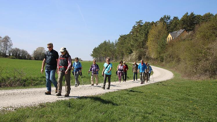 Ein Abschnitt der Wanderstrecke zwischen Schirradorf und Wonsees ist Teil des Fränkischen Gebirgswegs. Mirjam Stumpf