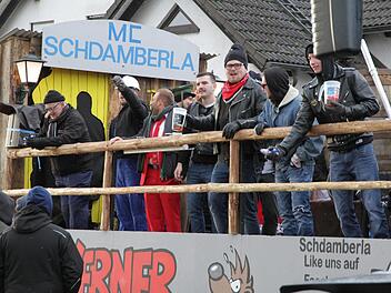 Auf dem Faschingszug in Neuses Foto: Mathias Erlwein