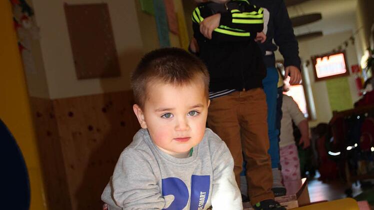 Toben, was das Zeug hält: In der Krippe der Kita Regenbogenland herrscht viel Leben. Foto: Ulrike Müller