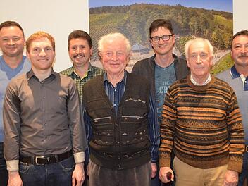 Langjährige Mitglieder wurden geehrt: (von links) Gerald Baldauf, Vorsitzender Lorenz Neder, Bernhard Sixt, Leo Brand, Ralf Baldauf, Eugen Neder und Michael Simon.  Foto: Andreas Lomb