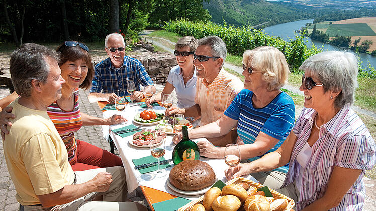 Brotzeit in den Weinbergen