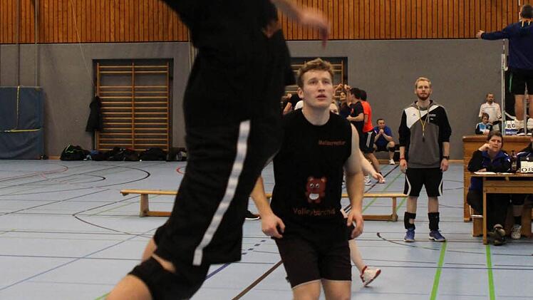 Vorbildliche Einleitung eines Schmetterballs. Foto: Thomas Dill
