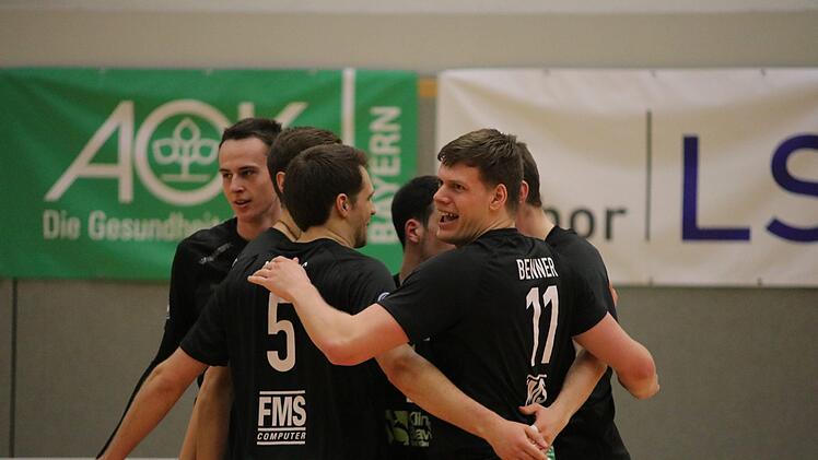 Im letzten Heimspiel der Saison besiegten die Hammelburg Volleys die TG Rüsselsheim II mit 3:0.Jens Feistel