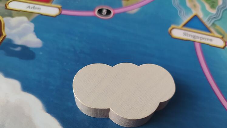 80 Days im Test - Weltreise mit Koffer, Regenschirm und Hut als Brettspiel