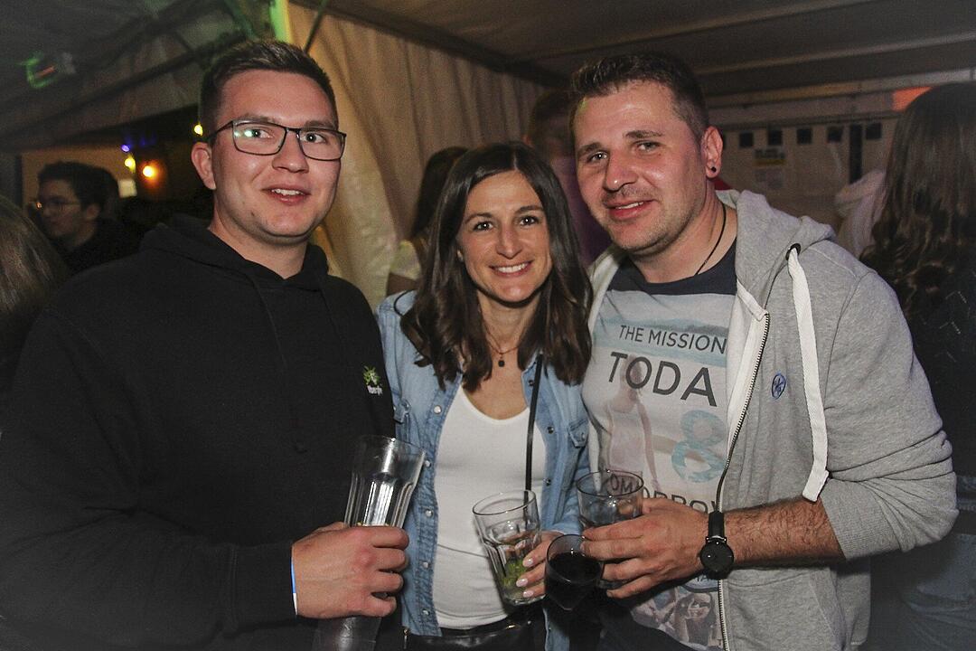 Mit der Partyband "Popnach8"!