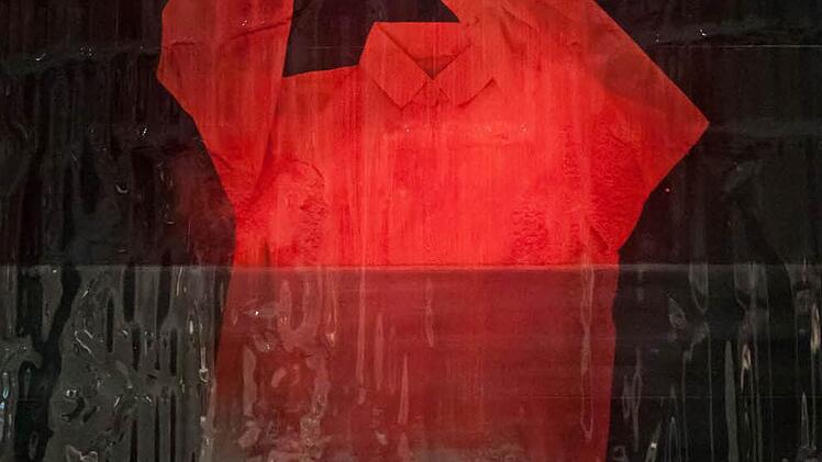 Palo Macho: The Shirt of My Childhod, 2012 / Coburger Glaspreis 2014 / Foto: Jochen Berger