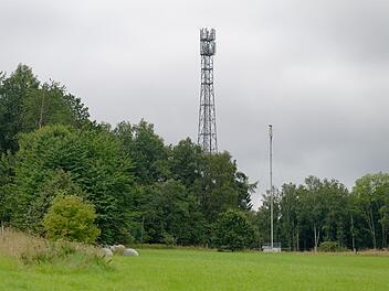 Mobilfunk-Antennen in fr&uuml;herem Funkloch