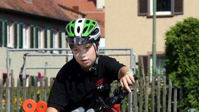 Beim gemeinsam von AMSC und Gebietsverkehrswacht Hammelburg ausgerichteten Jugend-Fahrradturnier "Mit Sicherheit ans Ziel" können Mädchen und Jungen im Alter von acht bis 15 Jahren Spaß haben und auf spielerische Weise ihre Perfektion mit dem Fahrrad verbessern. Foto: Karlheinz Franz