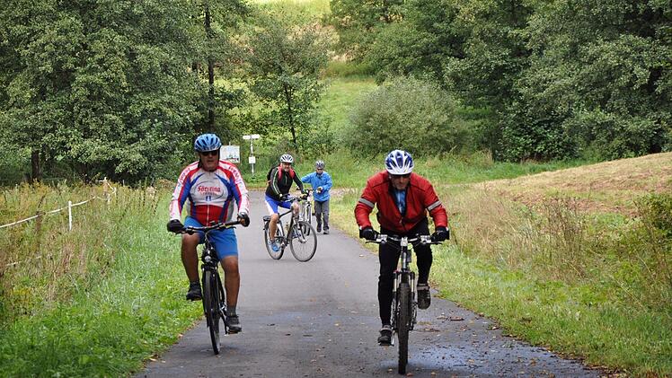 Durch die Flur. Foto: Petra Heurich