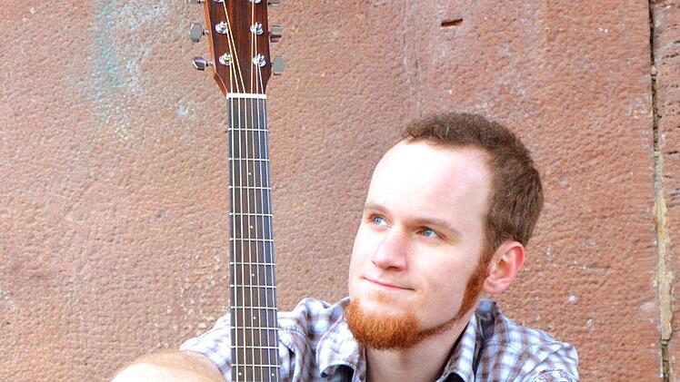 Mit Kai Höfling ist beim 15. "Ohrenkino" ein klassischer Singer/Songwriter dabei. Foto: PR