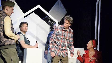 Mit dem Schauspiel "Andorra" findet die Gastspielreihe des Theater Schloss Maßbach im Jahr 2016 seine Fortsetzung.  Foto: privat