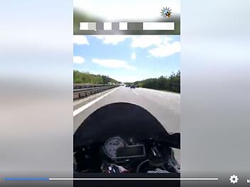 A9: Biker filmt eigenen Unfall - Aufprall "mit circa 190 km/h"