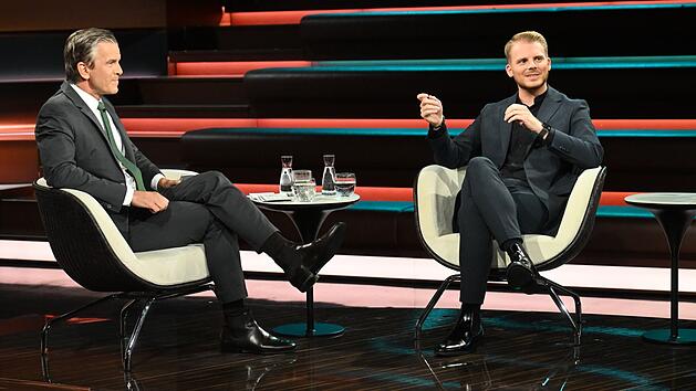 Der neue SPD-Generalsekretär Tim Klüssendorf (rechts) musste bei "Markus Lanz" das schlechte Ergebnis seiner Partei bei den NRW-Kommunalwahlen erklären.