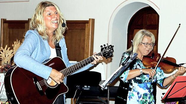 Silvia Wachter (links) und Margitta Bergfeld sind am kommenden Sonntag in Nordhalben zu Gast.  Foto: Archiv/Michael Wunder